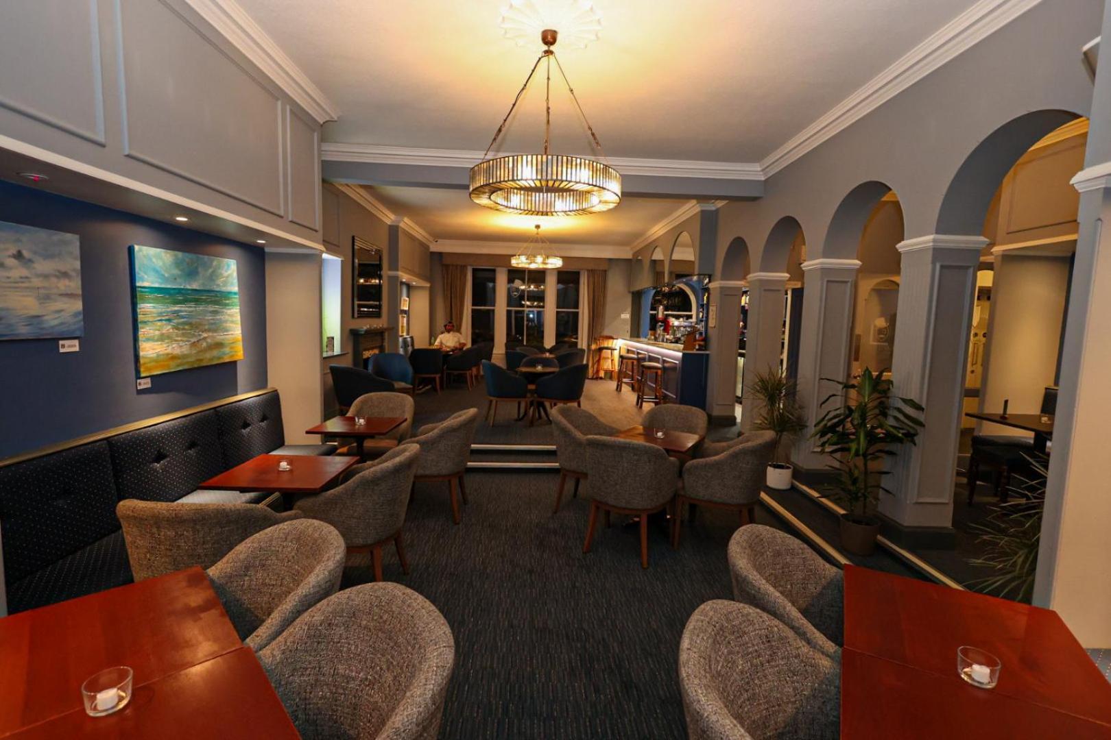 אקסמות' Manor Hotel מראה חיצוני תמונה