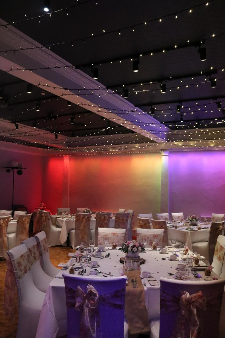 אקסמות' Manor Hotel מראה חיצוני תמונה